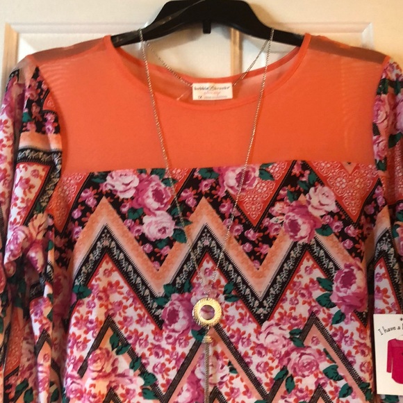 Women’s Blose - Picture 3 of 4